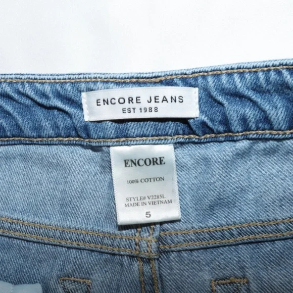 Encore Distressed Denim Jeans Size 5 - Picture 5 of 5